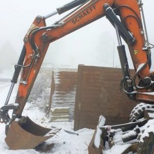 foto 11t bagr kolák mimoosé drapák+svahovka hydr. Schaeff HML42