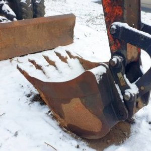 foto 11t bagr kolák mimoosé drapák+svahovka hydr. Schaeff HML42