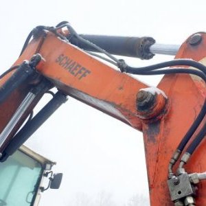 foto 11t bagr kolák mimoosé drapák+svahovka hydr. Schaeff HML42